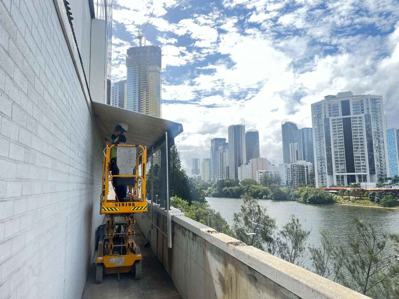 Structural Awning Removal, Pacific Fair Shopping Centre